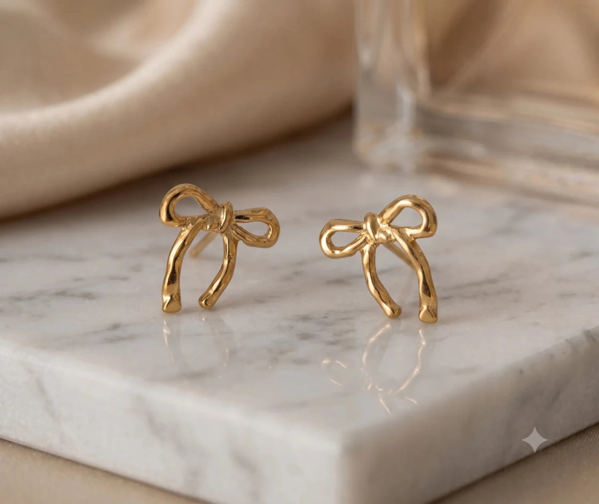 18K Gold Plated Bow Tie Stud Earrings - Zoene Jewels