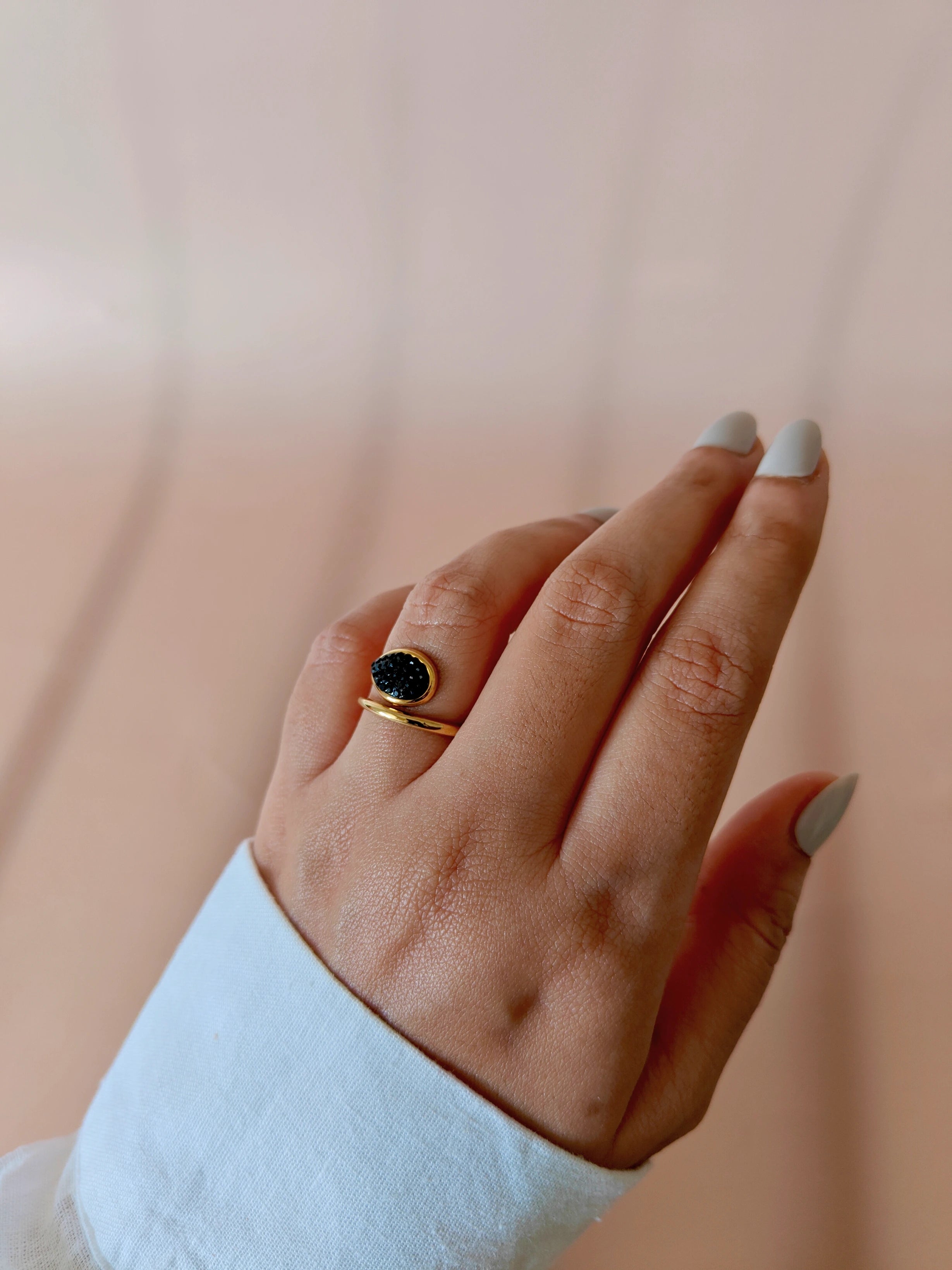 Teardrop Pavé Onyx Ring – Black Crystal Statement Ring in 18K Gold Plated Stainless Steel