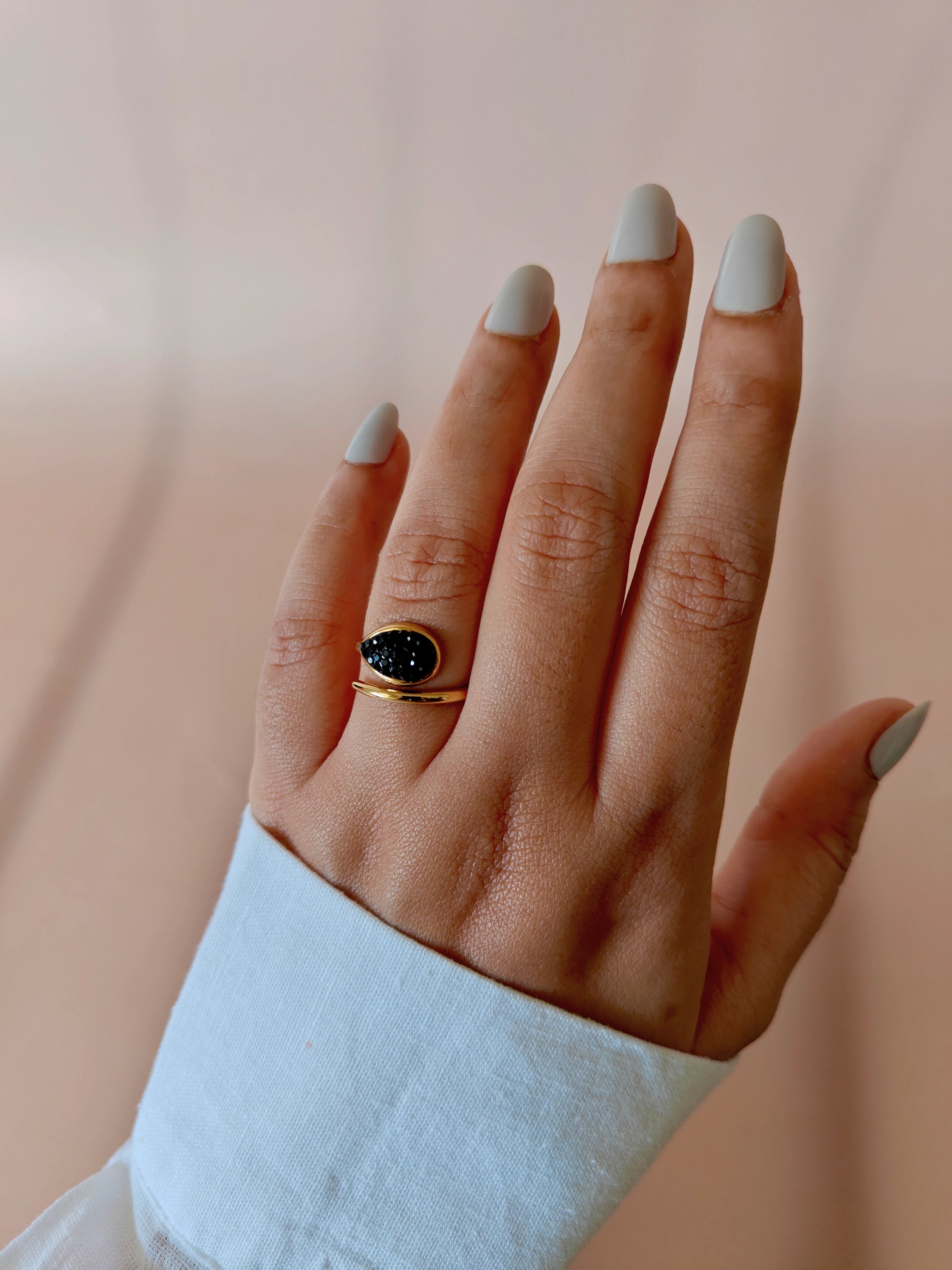 Teardrop Pavé Onyx Ring – Black Crystal Statement Ring in 18K Gold Plated Stainless Steel
