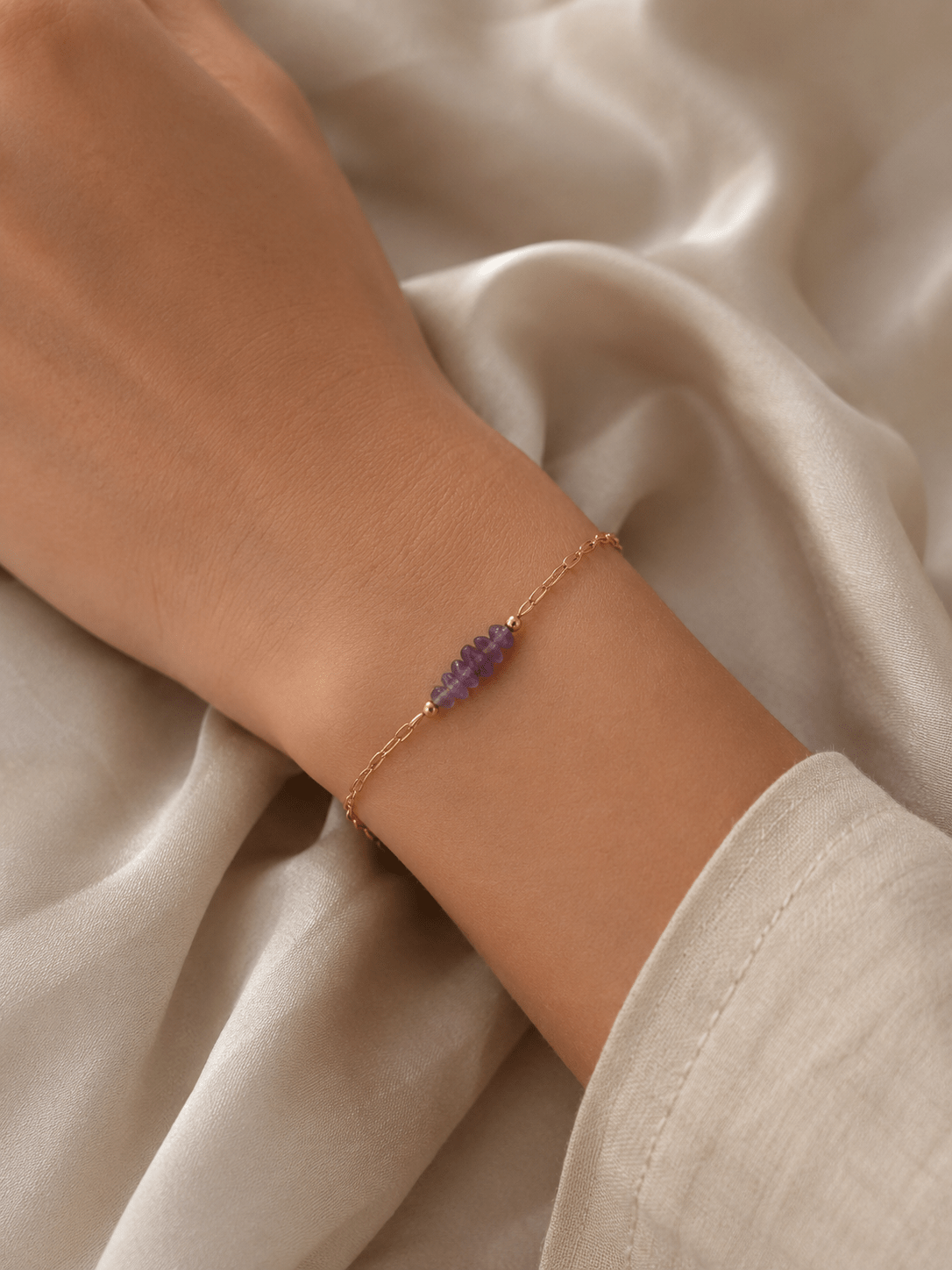 Lilac Chain Bracelet – Natural Amethyst Stone Bracelet in 18K Gold Plated Stainless Steel - Zoene Jewels