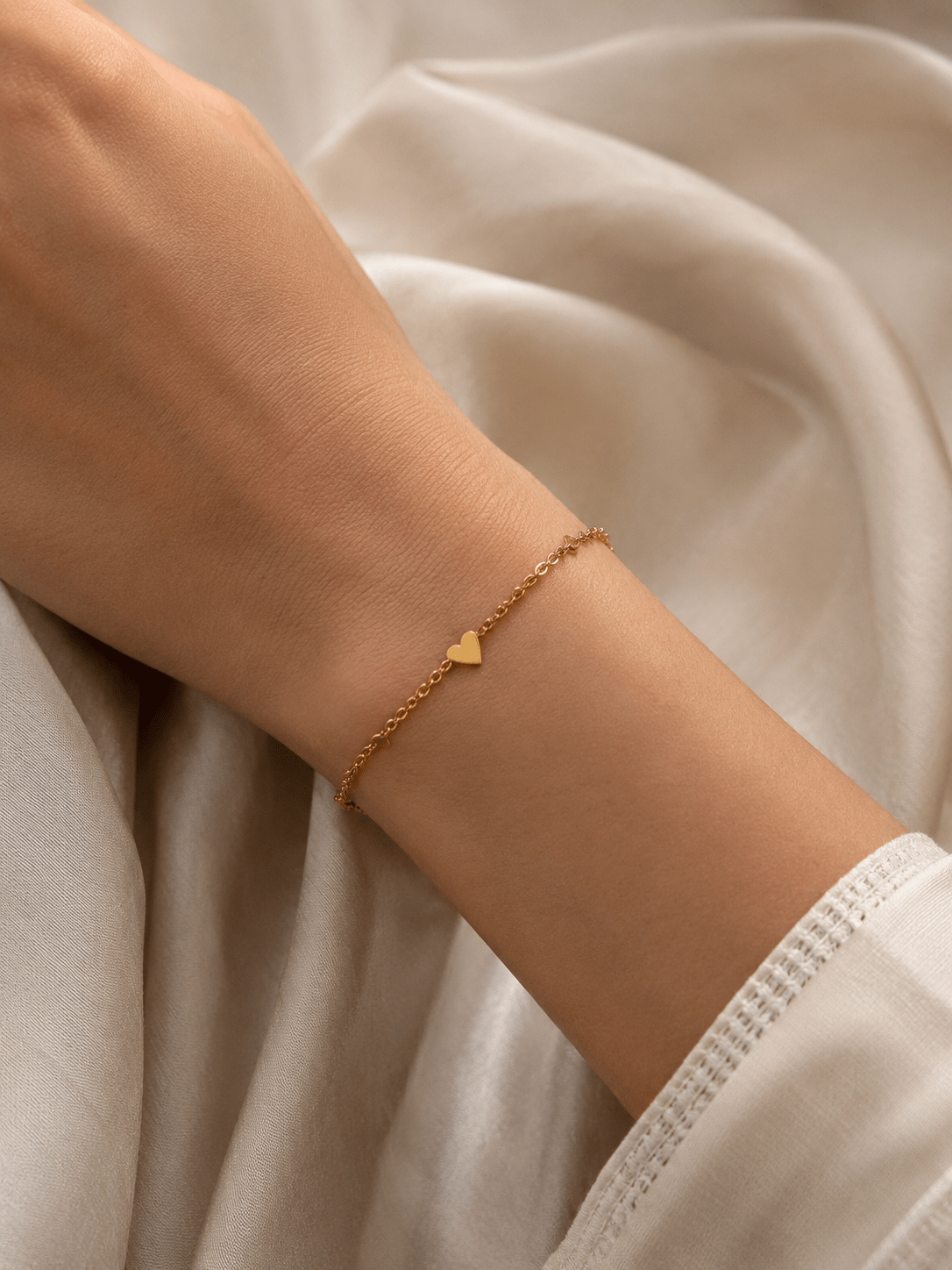 Little Hearts Bracelet – 18K Gold Plated Stainless Steel Heart Charm Bracelet for Women - Zoene Jewels